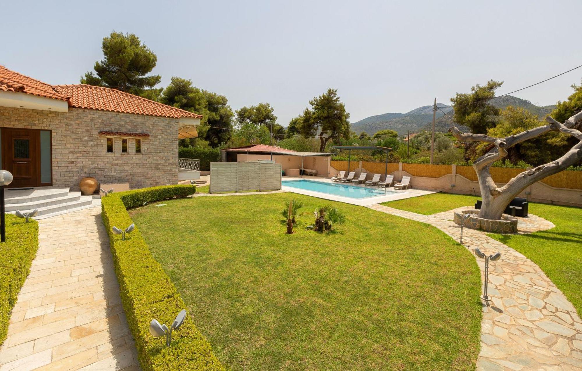 Apanemi Villa-Private Pool Nea Makri Exterior photo